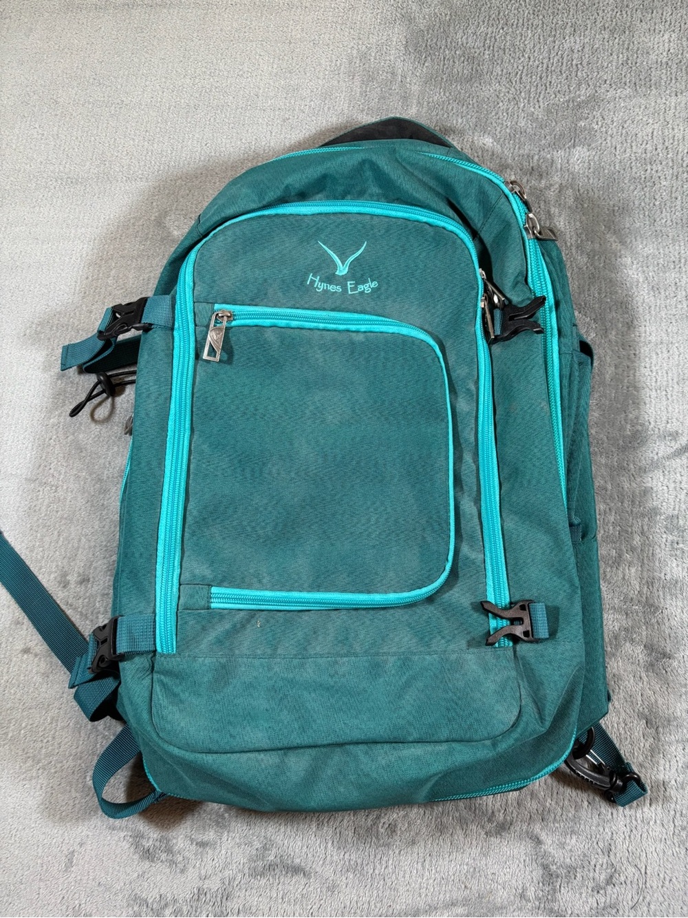 Hynes Eagle 40L Travel Backpack